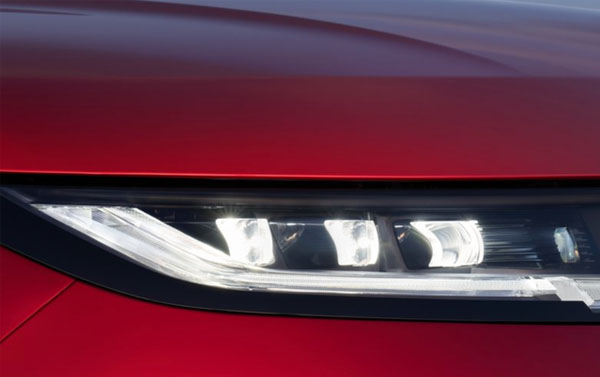 Range Rover Sport thế hệ mới được ra mắt, thiết kế phía sau là điểm nhấn, trang bị sức mạnh 4,4T