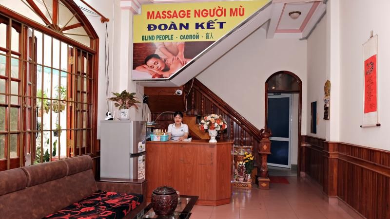 Review tiệm massage người mù nha trang