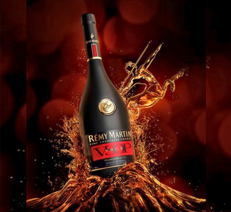TOP 10 Chai Rượu Mừng Sinh Nhật Sang Trọng, Dễ Chọn Làm Quà 13 Rượu Rémy Martin VSOP