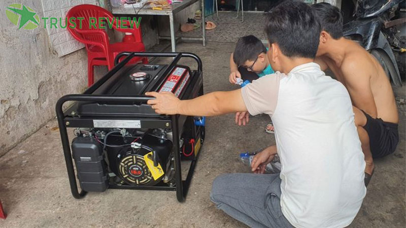 Review 8 máy phát điện gia đình chạy dầu tốt năm 2026 11 Review 8 máy phát điện gia đình chạy dầu tốt năm 2026